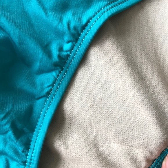 La Blanca One Piece Swim - Picture 3 of 3